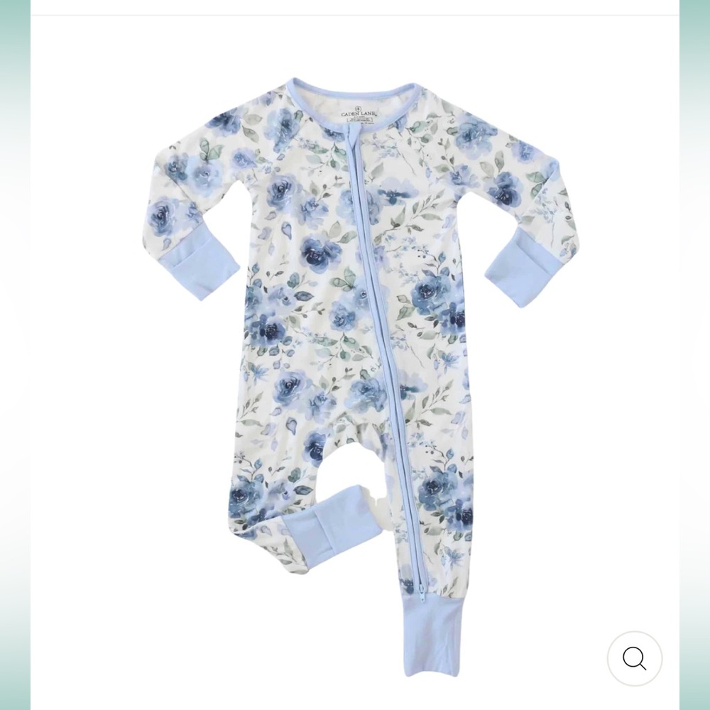 NWT Bamboo Convertible Romper with Dual Zippers Size 6-12 Months Caden Lane